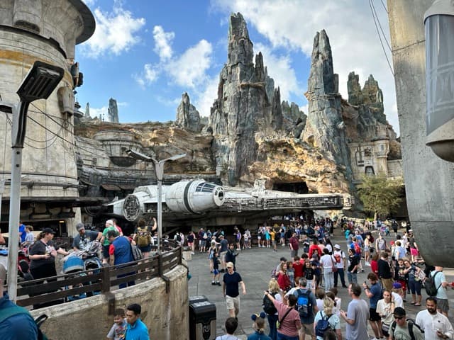 Oga's Cantina — Hollywood Studios